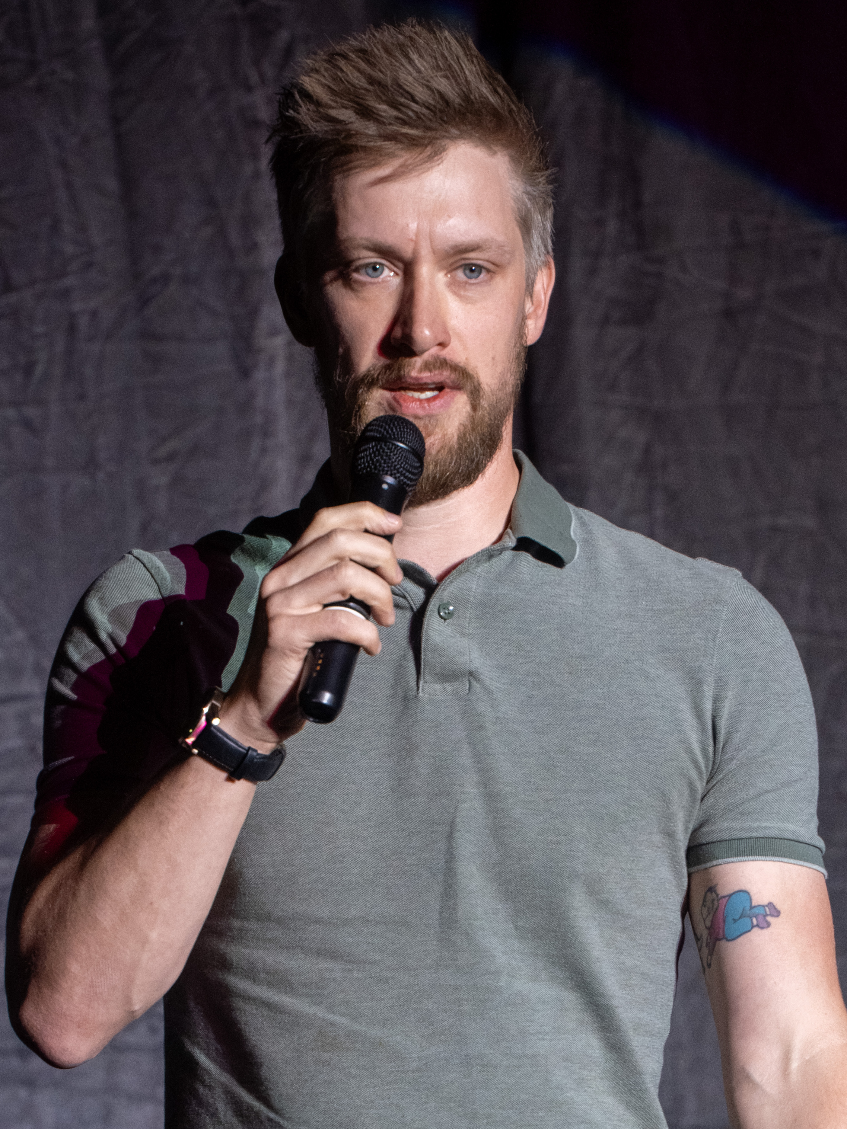 Daniel Sloss live on tour